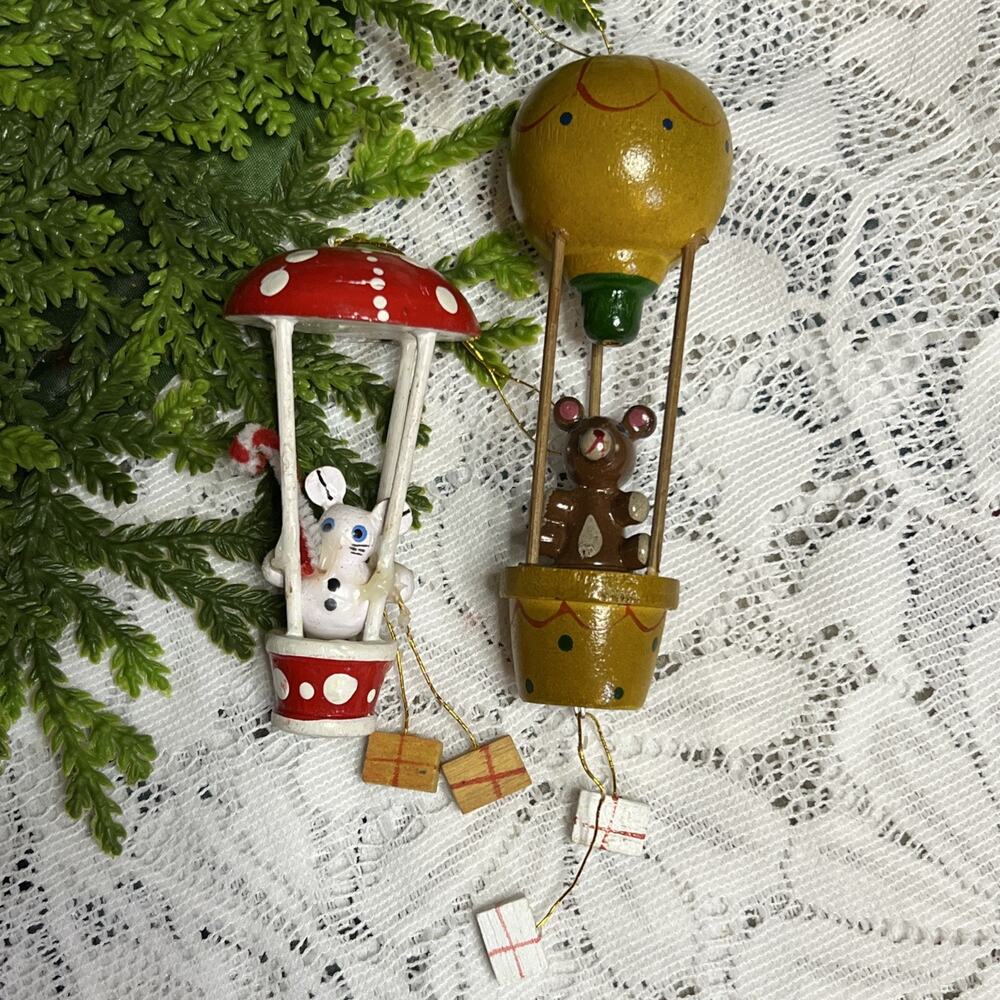 Vintage Teddy Bear & Mouse In Hot Air Balloon Ornaments Wooden Wood Christmas